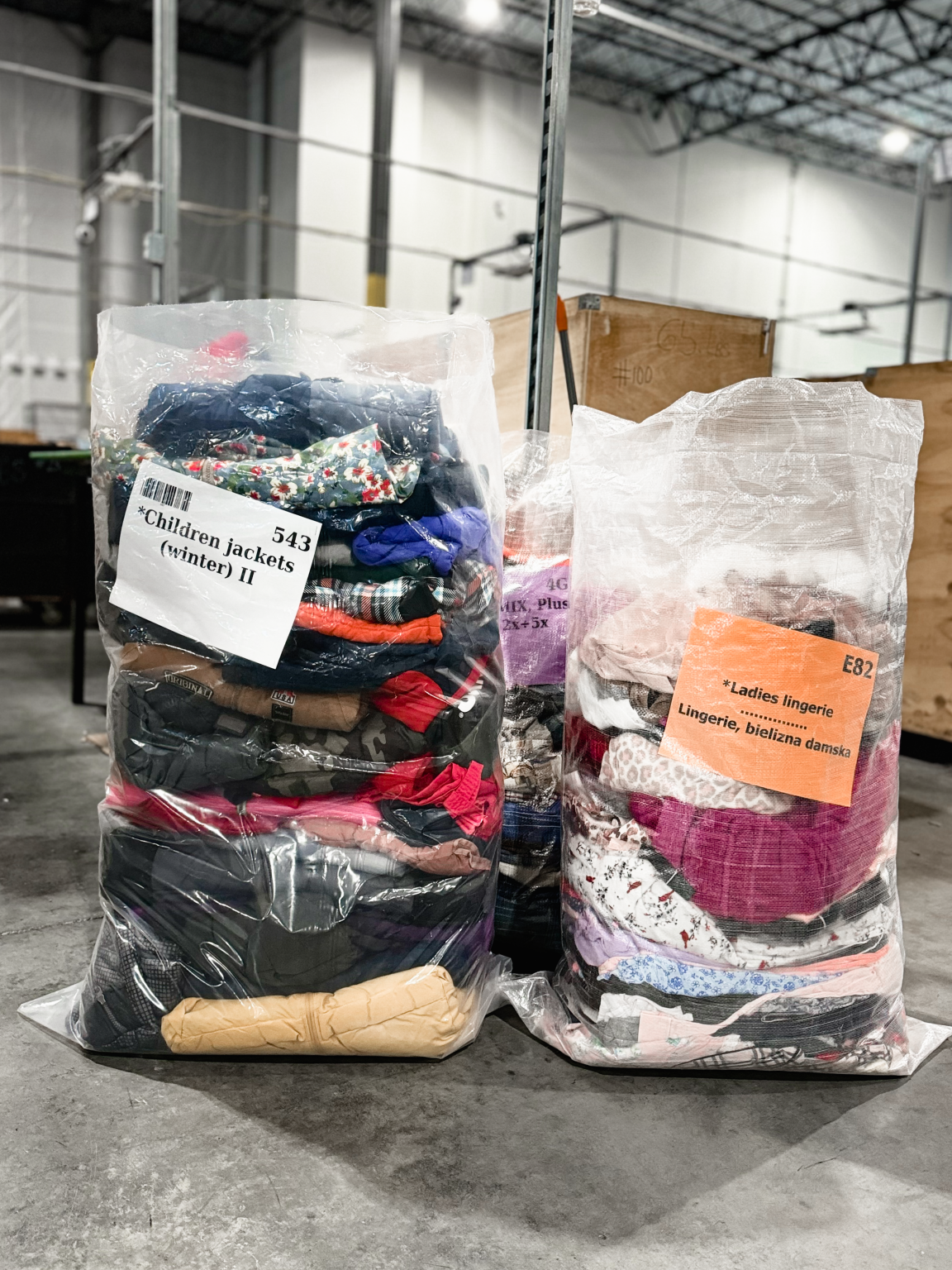 Second Hand Warehouse Gallery - A&E Used Clothing